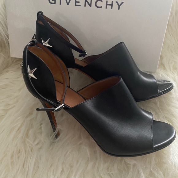 Givenchy heels size 9 - Picture 1 of 6